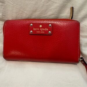 KATE SPADE WELLESLEY NEDA LEATHER ZIP AROUND WALLET WLRU1153 Cherry Liqueur